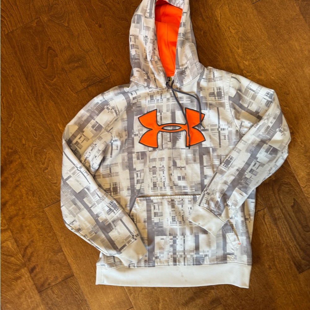 Under Urmor Hoodie